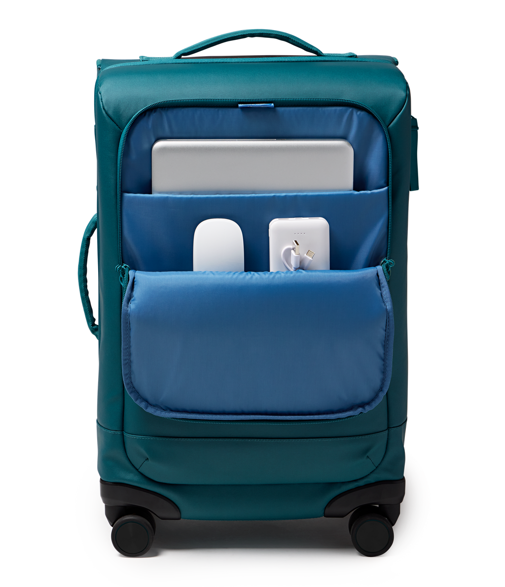 Good Latitude 22" Carry On