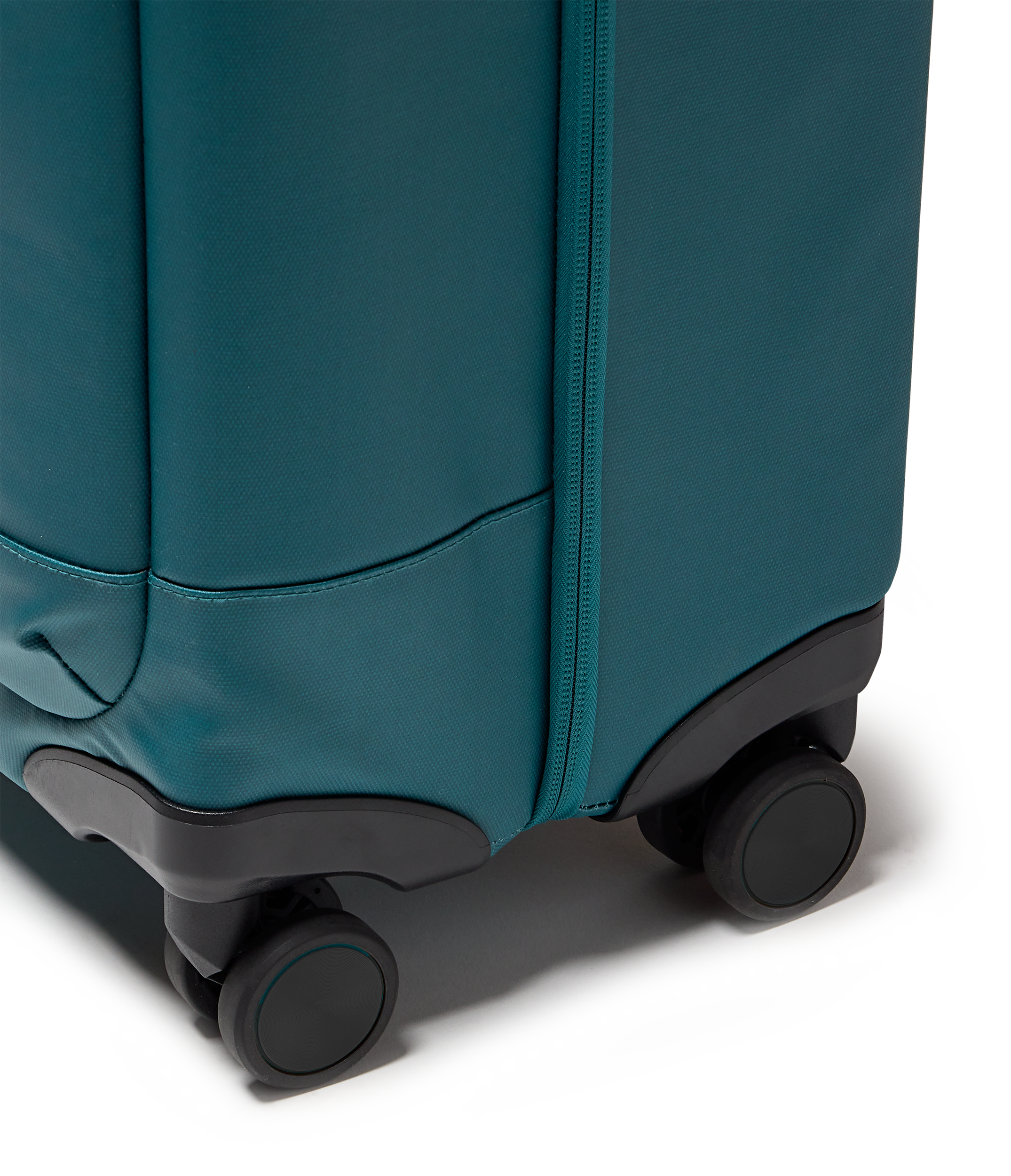 Good Latitude 22" Carry On
